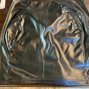 Faux leather skirt S